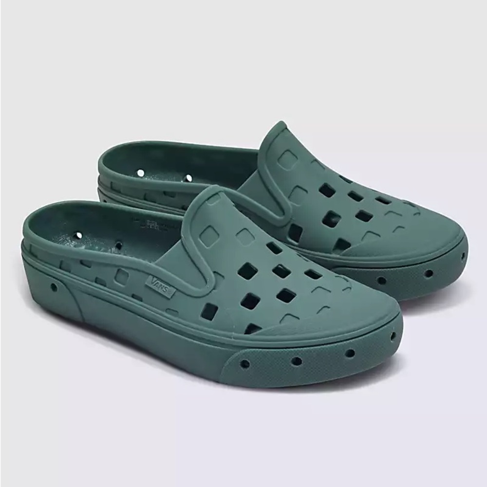 BRAND NEW VANS MTE Slip-On Mule TRK Shoe